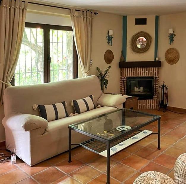 Casa Rural En Candeleda Con Piscina Y Un Maravilloso Jardin Kültér fotó
