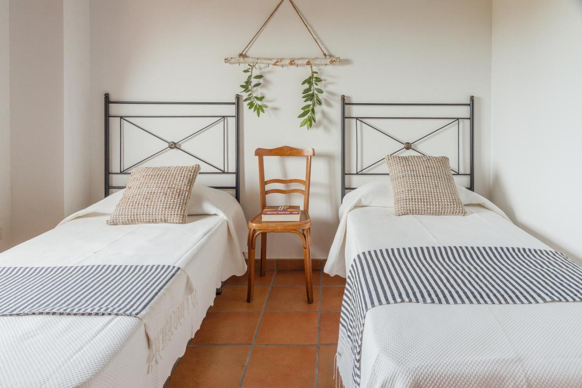 Casa Rural En Candeleda Con Piscina Y Un Maravilloso Jardin Kültér fotó
